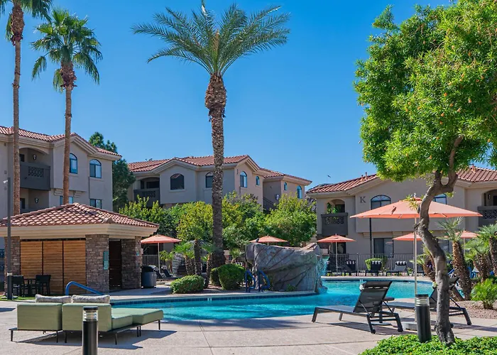 Near Diablo Stadium & Dt Gym Pool W&d Prking Apartment
