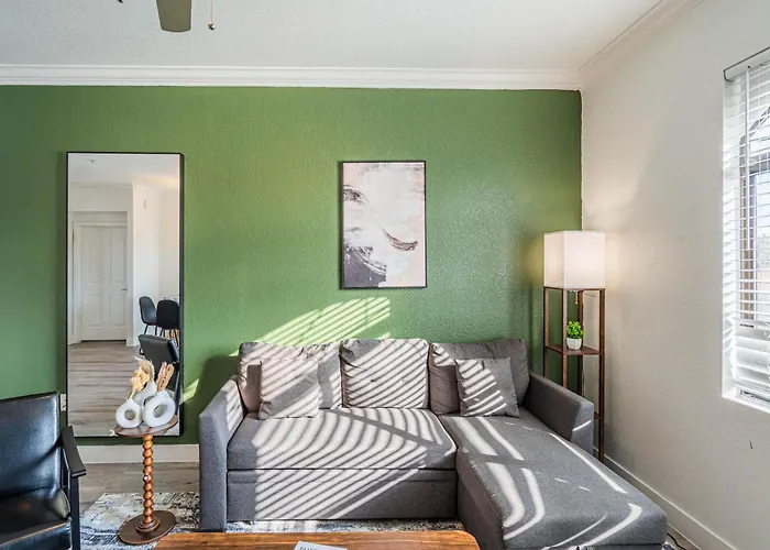 Apartment Near Diablo Stadium & Dt Gym Pool W&d Prking