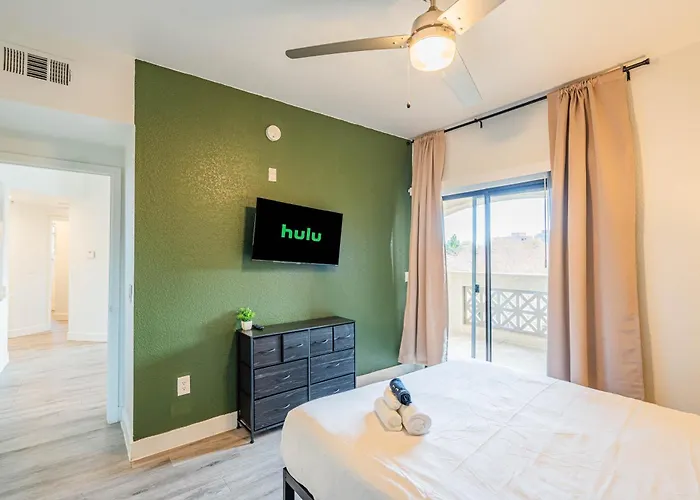 Apartment Near Diablo Stadium & Dt Gym Pool W&d Prking