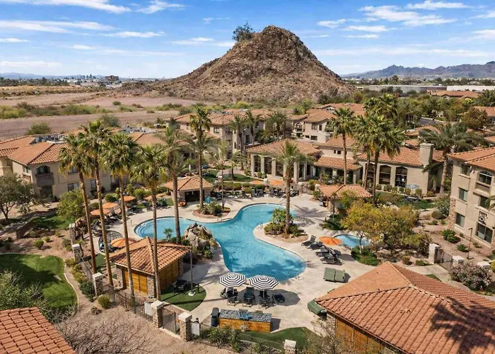 Near Diablo Stadium & Dt Gym Pool W&d Prking * Tempe